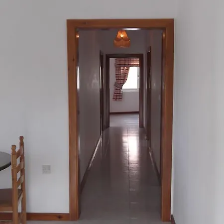 דירה Hideaway Flats