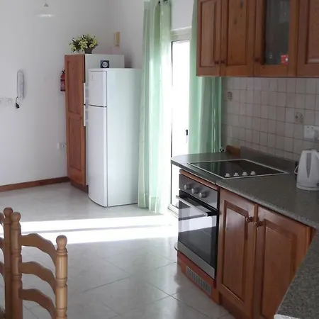 דירה Hideaway Flats