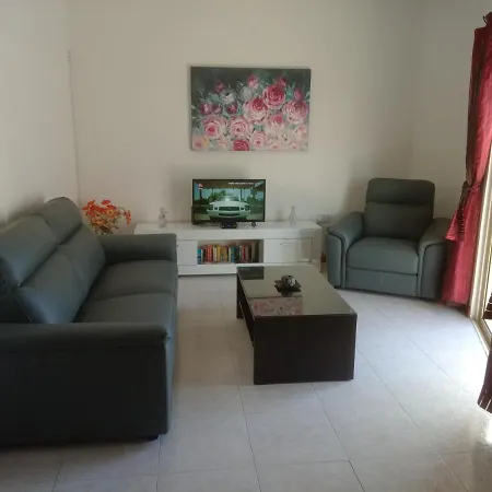 Hideaway Flats Apartment Xlendi