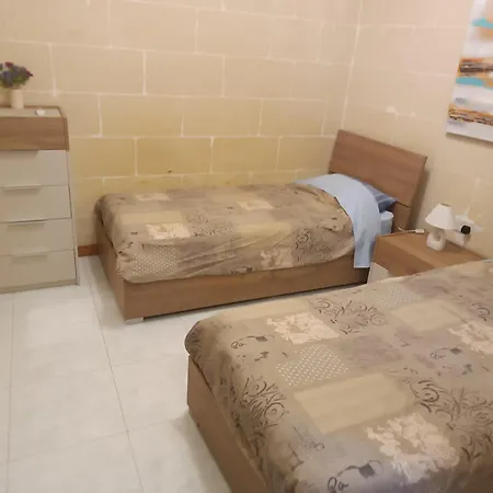 Hideaway Flats Apartment