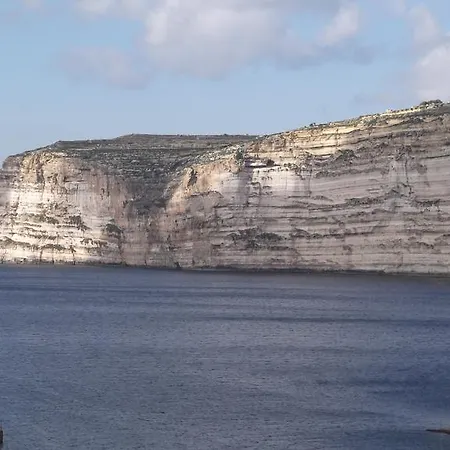 Hideaway Flats Apartment Xlendi