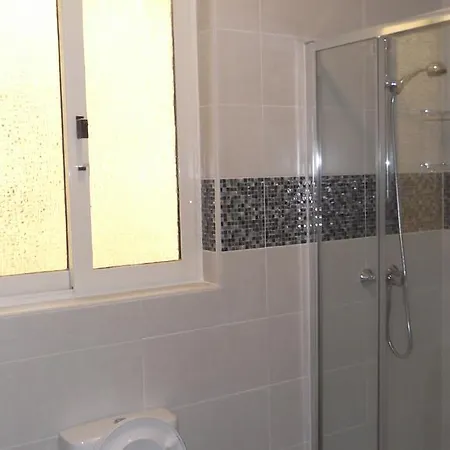 Hideaway Flats Apartament *